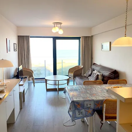 Beachside Modern Retreat, Cleaning Included * 니우포르트