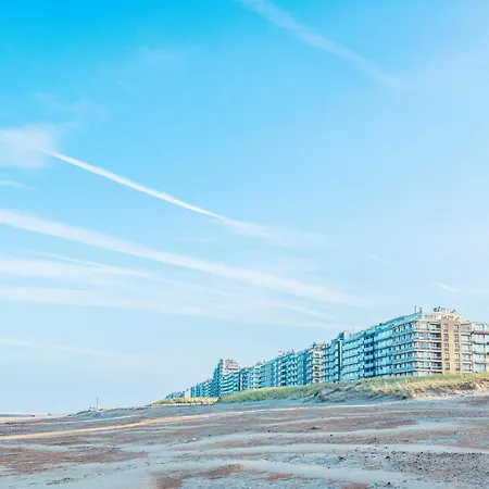 Beachside Modern Retreat, Cleaning Included 니우포르트